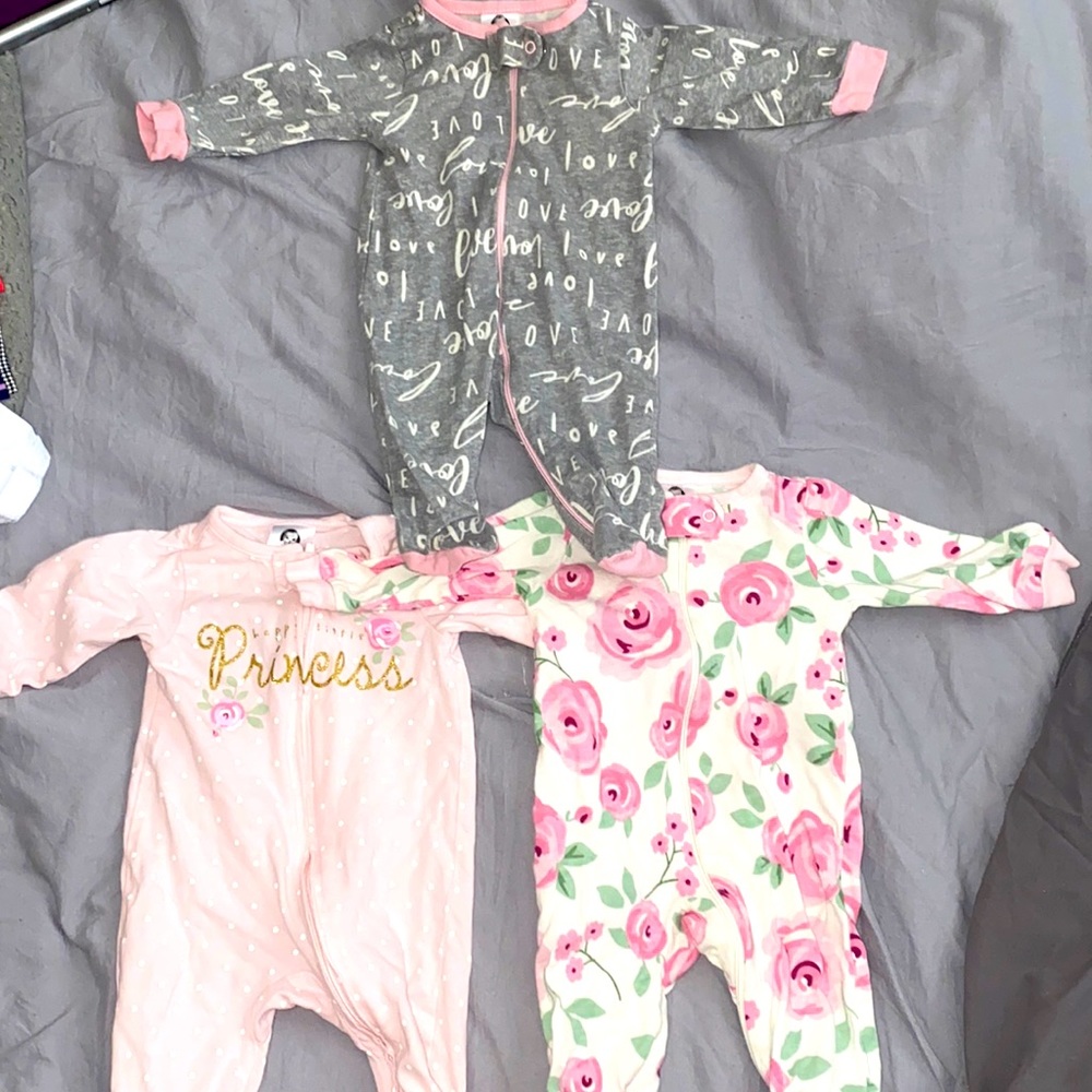 3pk Baby girl pajama onesies for newborn.